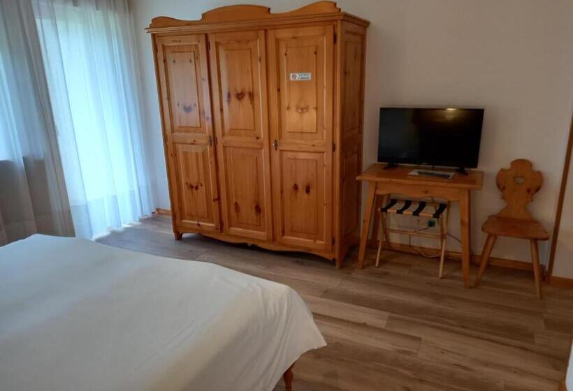 غرفة قياسية, Albergo Scoiattolo