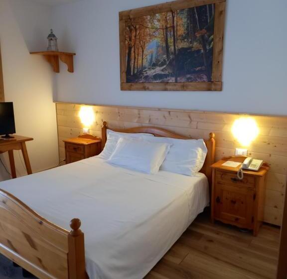 חדר סטנדרט לשלושה, Albergo Scoiattolo