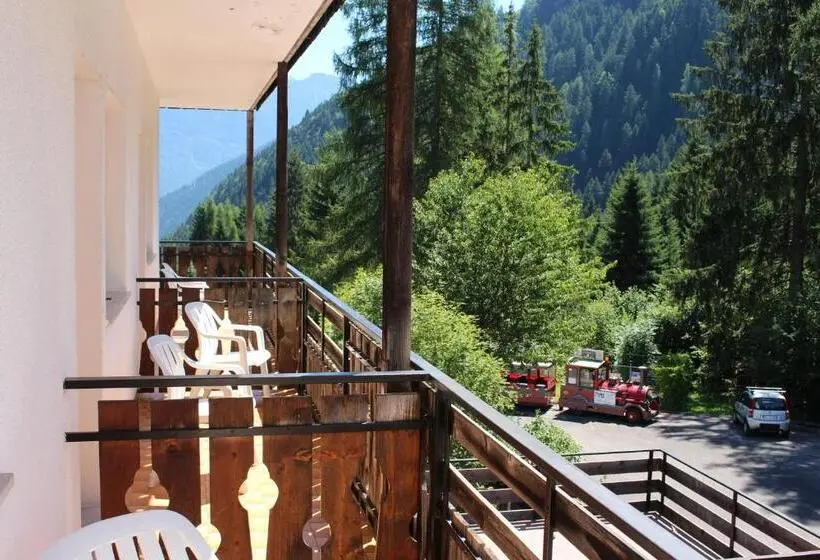 スタンダード4人部屋, Albergo Scoiattolo