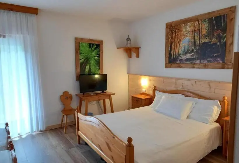 スタンダード4人部屋, Albergo Scoiattolo