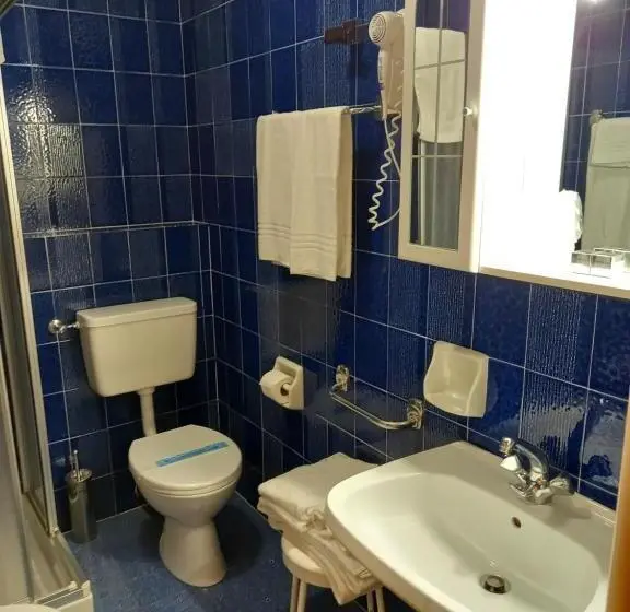 スタンダード4人部屋, Albergo Scoiattolo
