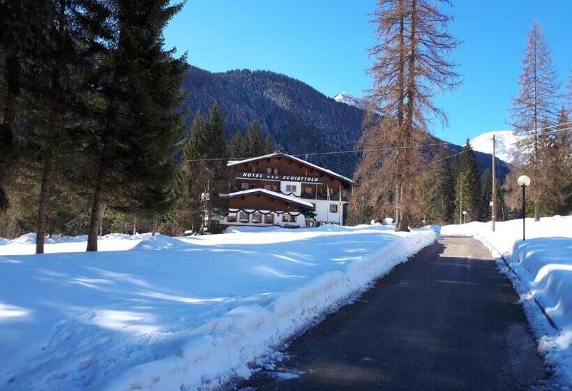 חדר סטנדרט לארבעה, Albergo Scoiattolo