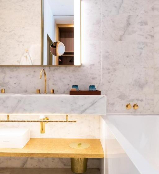 سوییت جونیور, Almanac Barcelona