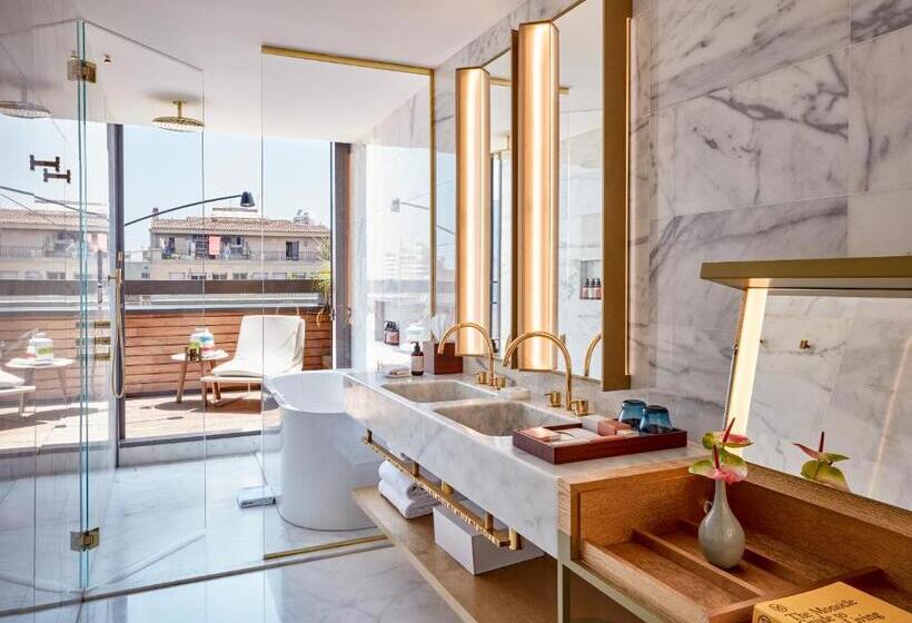 Suite with Terrace, Almanac Barcelona