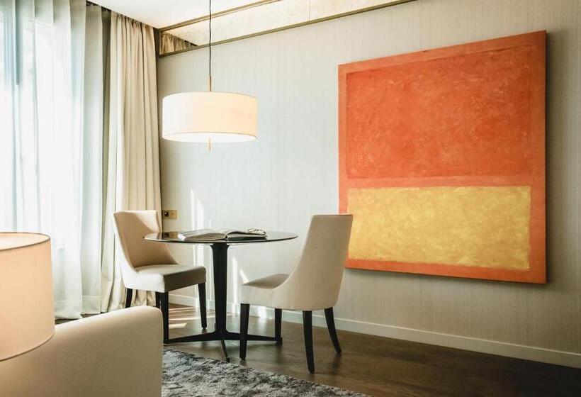 سوئیت 2 خوابه, Almanac Barcelona