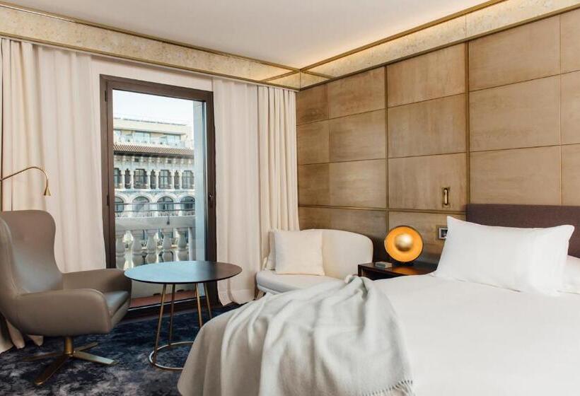 اتاق استاندارد با بالکن, Almanac Barcelona