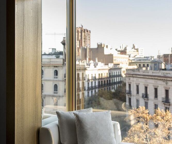 سوئیت 2 خوابه, Almanac Barcelona