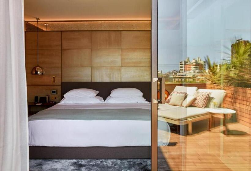 Suite with Terrace, Almanac Barcelona