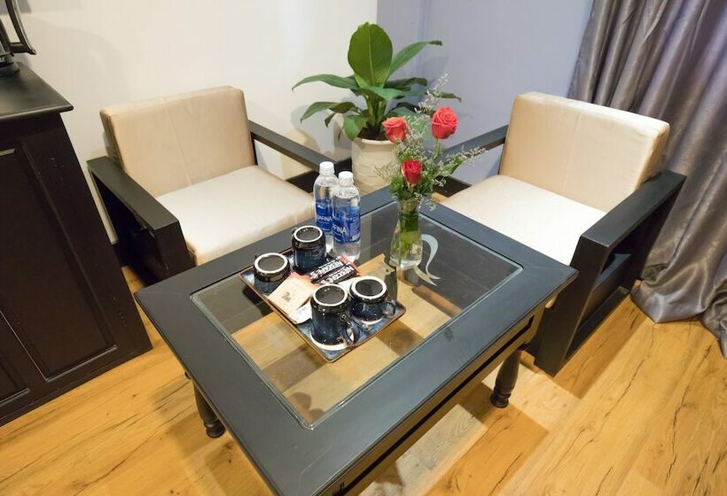 اتاق لوکس با چشمانداز شهر, Beaulieu Boutique