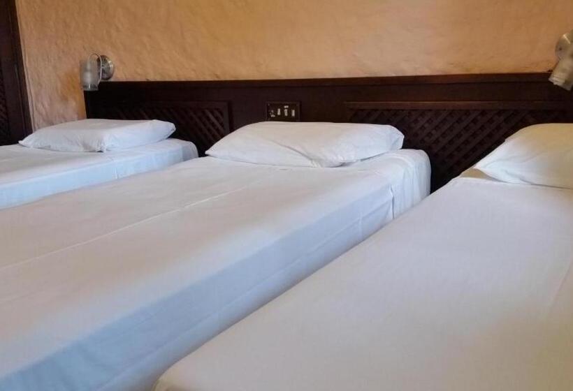 标准三人间, Das Figueiras