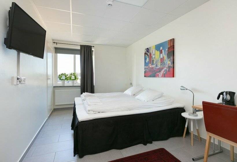 Camera Standard, Kalmar Hotell