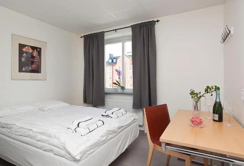 Standard Yhden Hengen Huone, Kalmar Hotell
