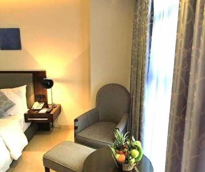 اتاق لوکس, Sky City Hotel Dhaka