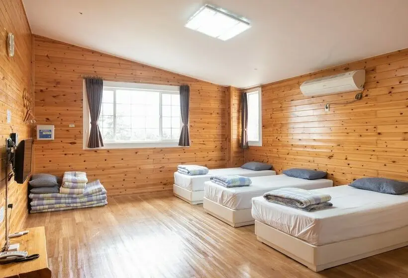 اتاق استاندارد سه نفره, Chamonix Resort
