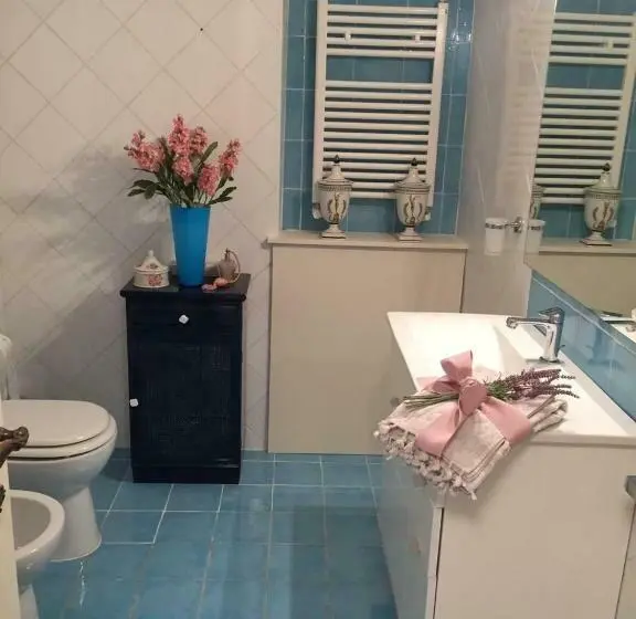 سوییت جونیور, Allaportaccanto Bed & Breakfast