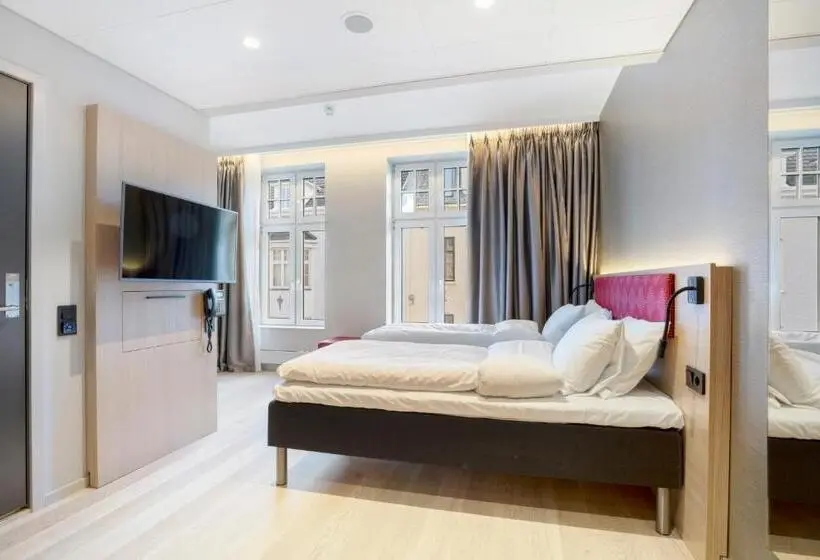 اتاق سوپریور با تخت بزرگ, Bergen Harbour Hotel, Worldhotels Crafted
