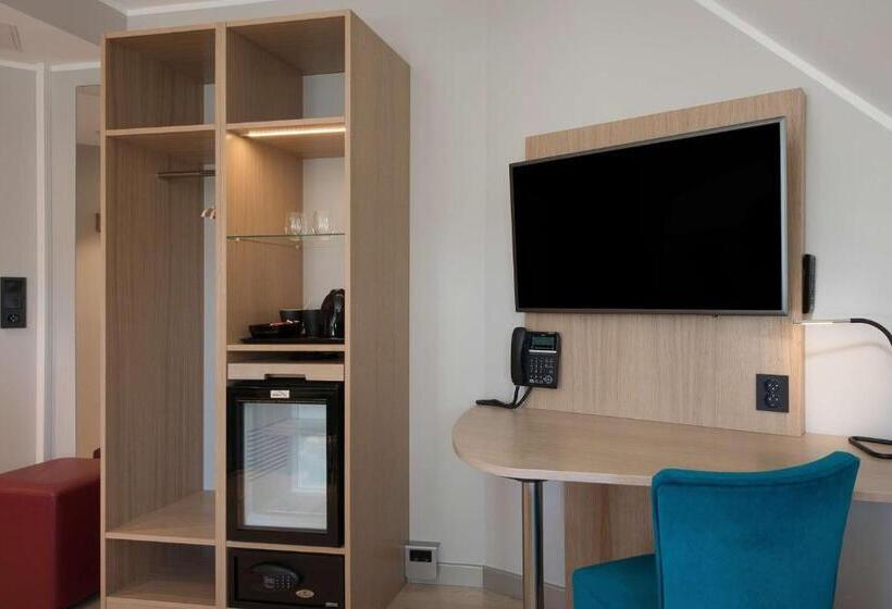 キングサイズベッドのスーペリアルーム, Bergen Harbour Hotel, Worldhotels Crafted