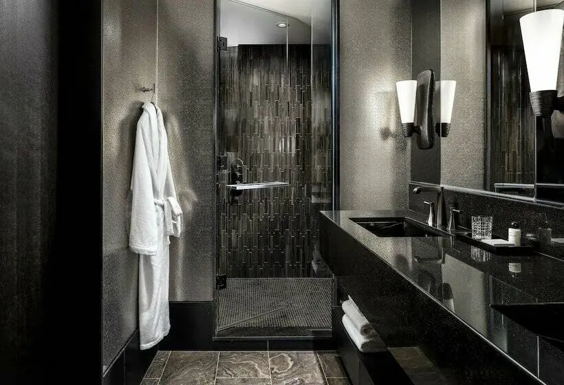 スタンダードルーム, BISHA, a Luxury Collection Hotel, Toronto