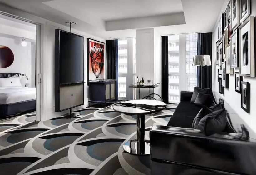 キングサイズベッドのデラックススイート, BISHA, a Luxury Collection Hotel, Toronto