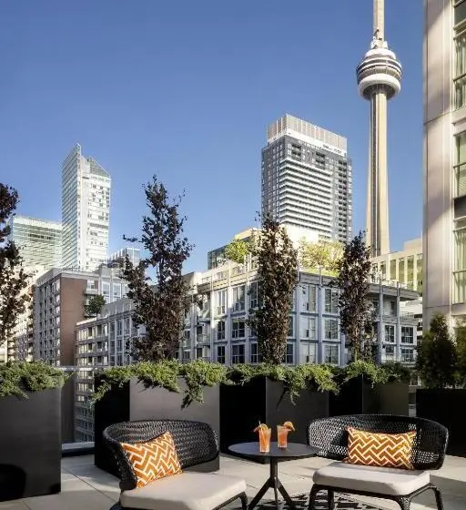 キングサイズベッドのスイートルーム, BISHA, a Luxury Collection Hotel, Toronto