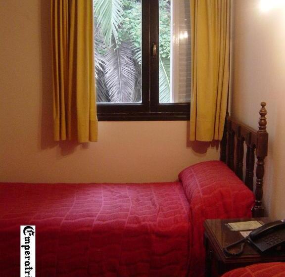 스탠다드 룸, Emperatriz Hotel Familiar