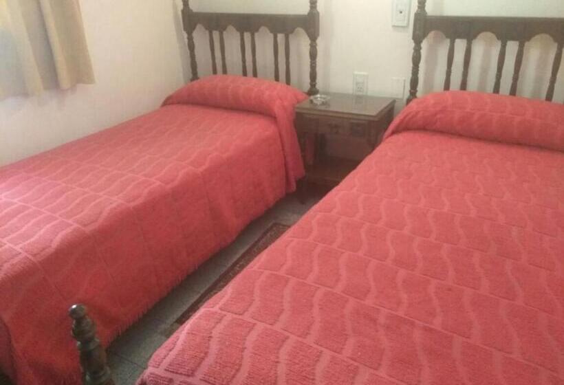 标准三人间, Emperatriz Hotel Familiar