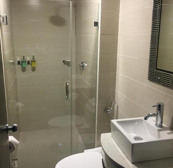 ジュニアスイート, Los Almendros