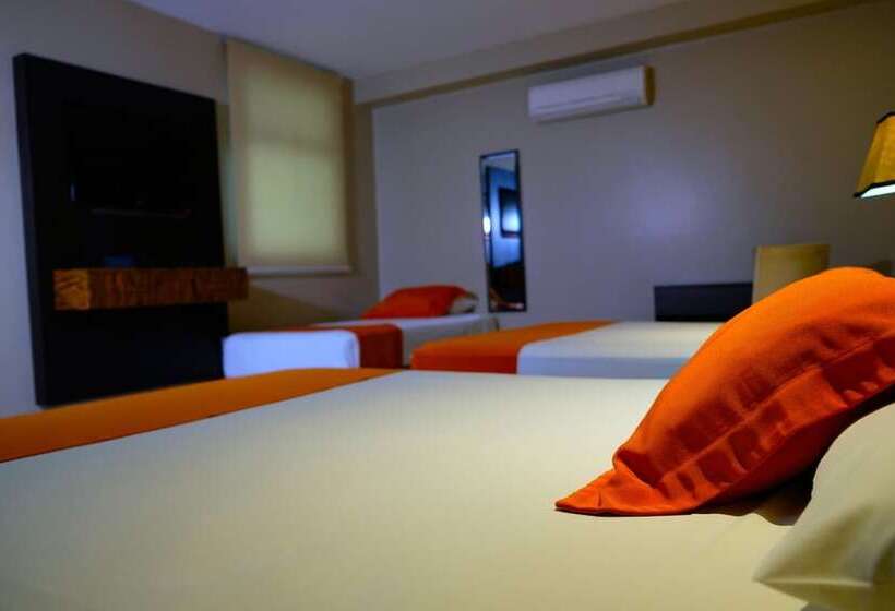 スタンダードトリプルルーム, Los Almendros