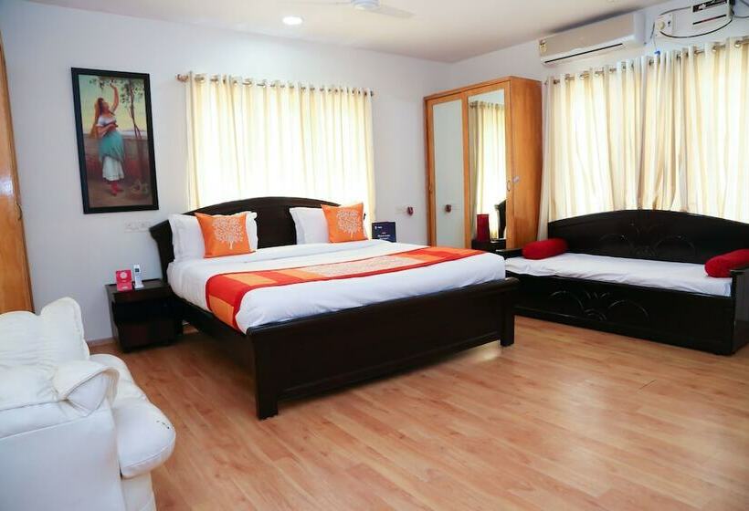 Standart Oda, Oyo Apartments Near Balaji Colony