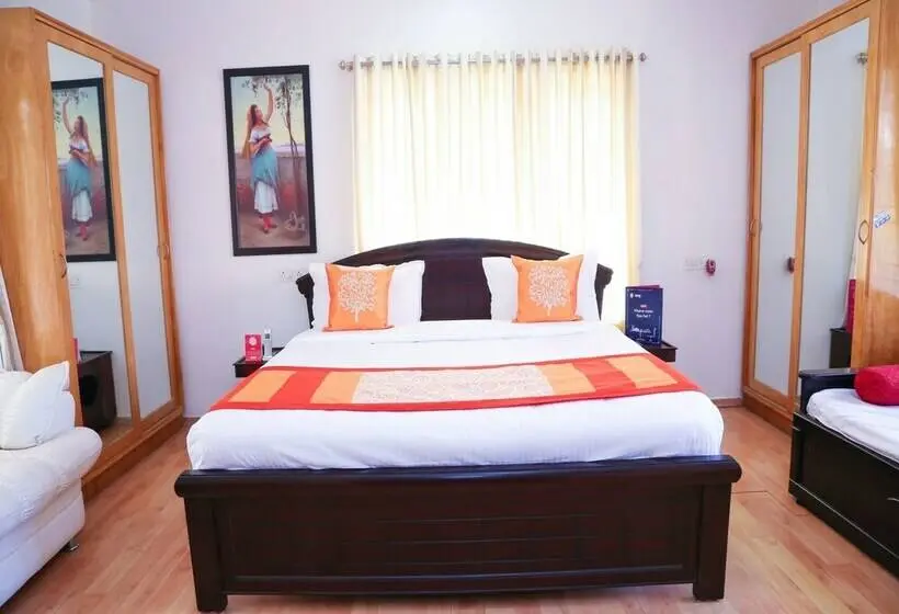 スタンダードルーム, Oyo Apartments Near Balaji Colony