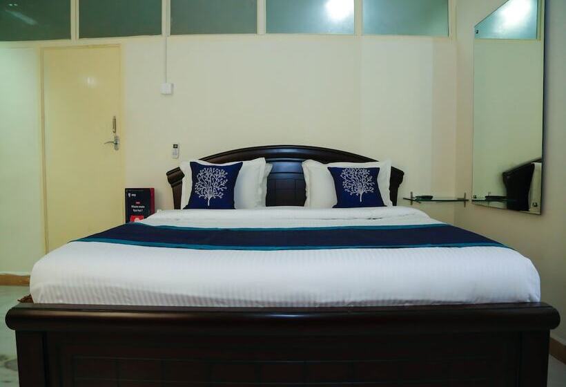 Standart Oda, Oyo Apartments Near Balaji Colony