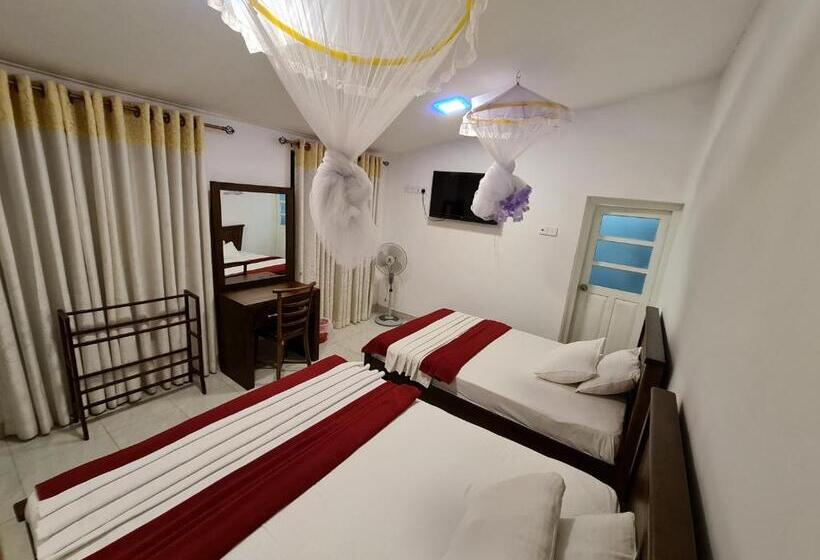 اتاق استاندارد, Serendib Hill