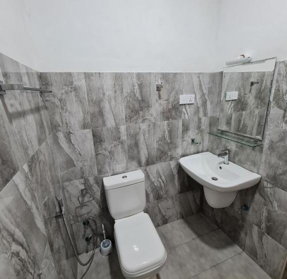 Quarto Triplo Estandar, Serendib Hill