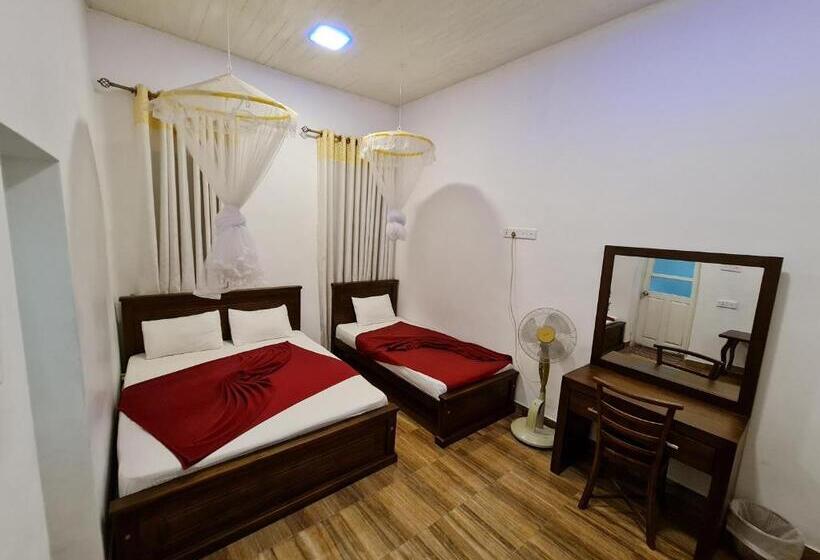 Quarto Estandar, Serendib Hill