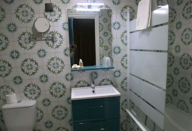 חדר סטנדרט נוף לים עם מרפסת, Sur Le Quai