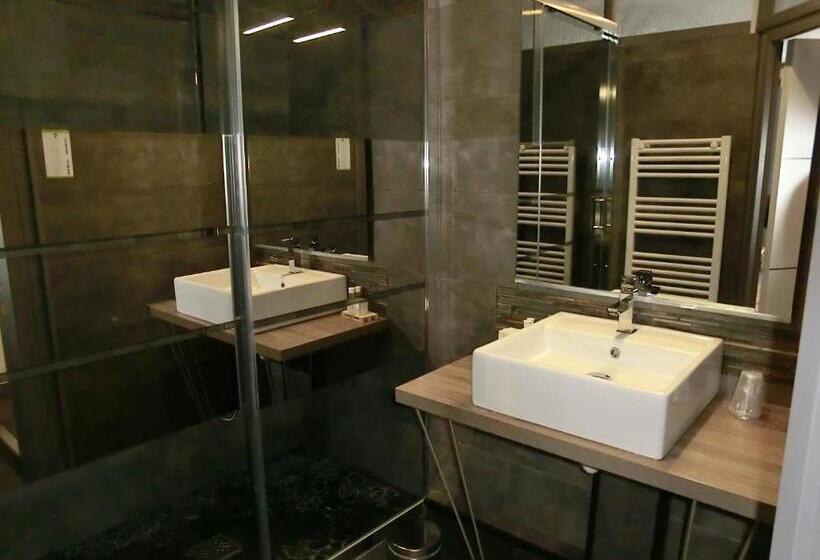 Triple Room Sea View, Sur Le Quai