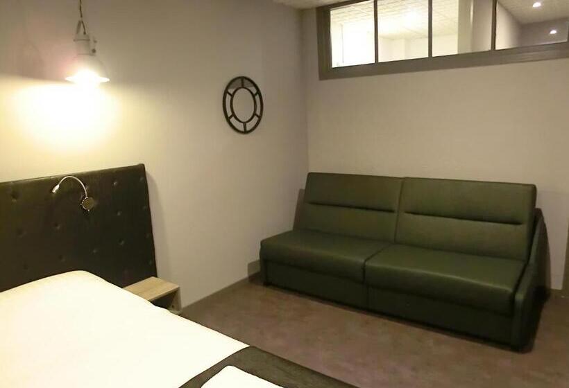 חדר סטנדרט לארבעה נוף לים, Sur Le Quai