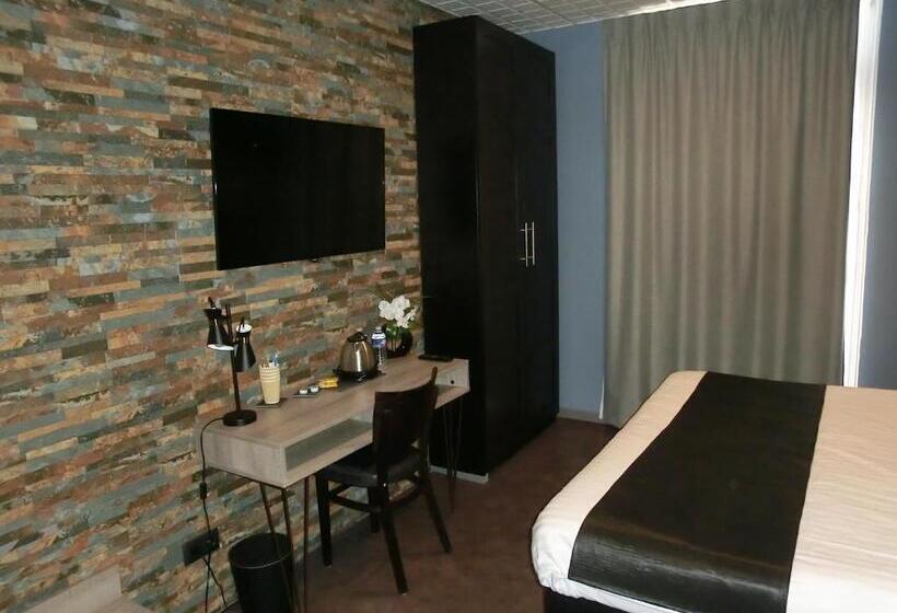 חדר משפחתי נוף לים, Sur Le Quai