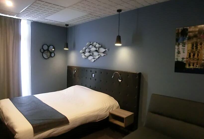 חדר משפחתי נוף לים, Sur Le Quai