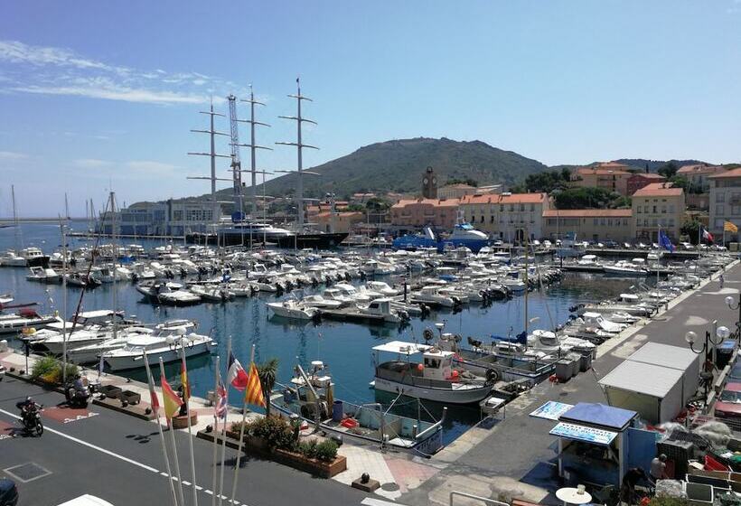 חדר משפחתי נוף לים, Sur Le Quai