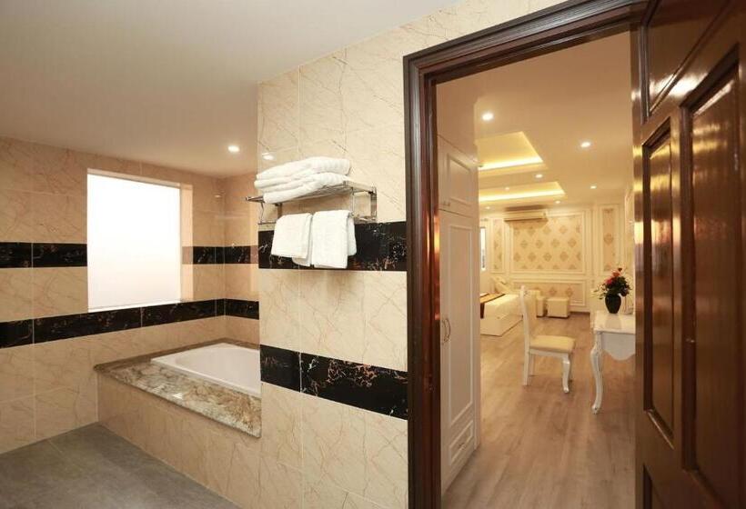 سوییت, Thanh Tai Hotel 1