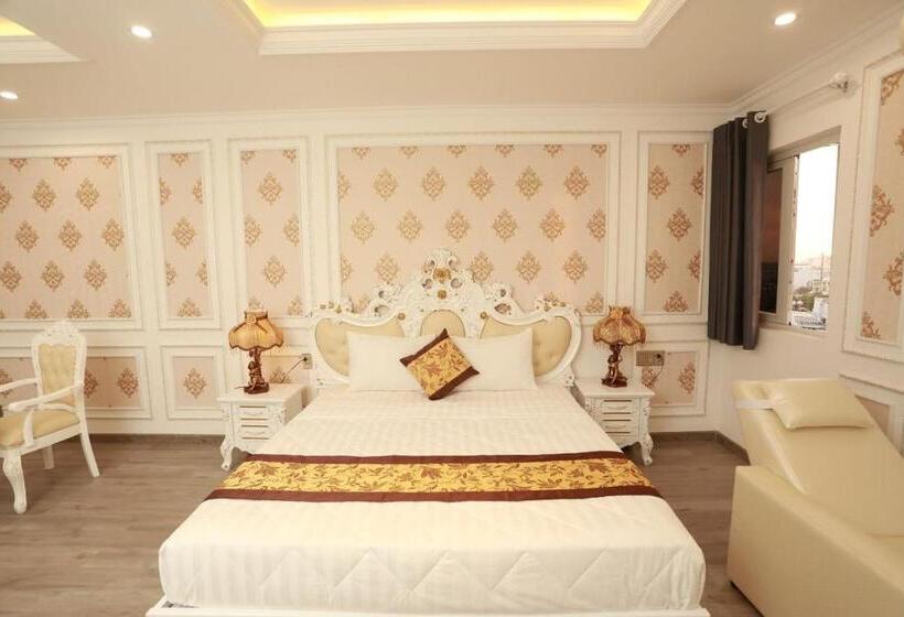 سوییت, Thanh Tai Hotel 1