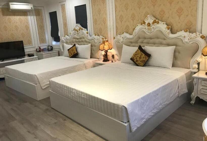 اتاق استاندارد چهار تخته, Thanh Tai Hotel 1