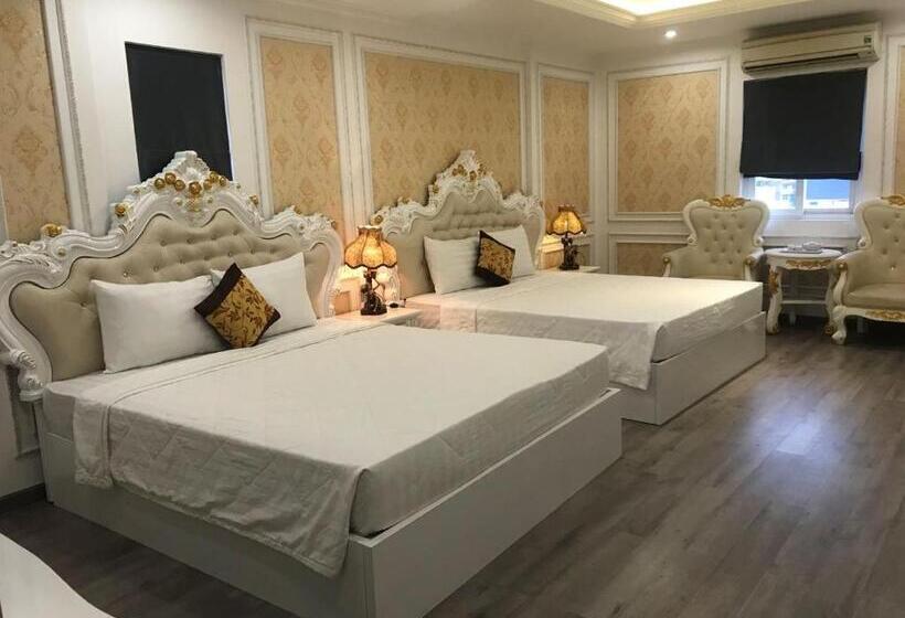 اتاق استاندارد چهار تخته, Thanh Tai Hotel 1