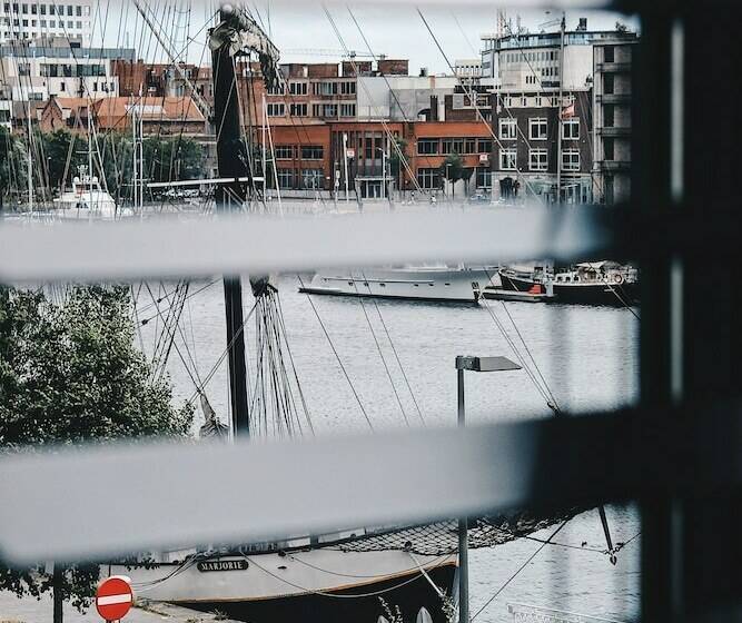 غرفة قياسية, U Eat & Sleep Antwerp