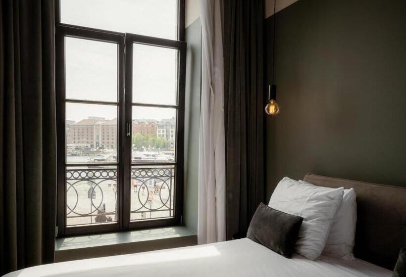 غرفة سوبيريور, U Eat & Sleep Antwerp