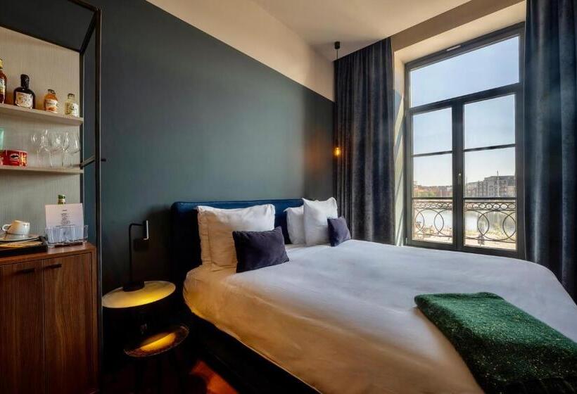 غرفة سوبيريور, U Eat & Sleep Antwerp