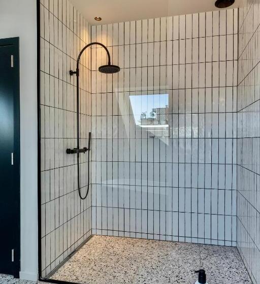 غرفة ديلوكس, U Eat & Sleep Antwerp