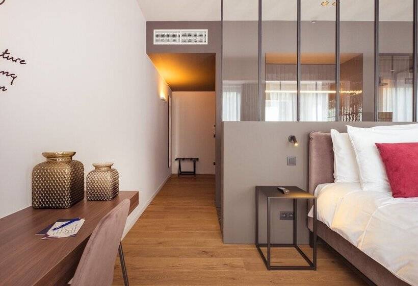 غرفة ديلوكس, U Eat & Sleep Antwerp