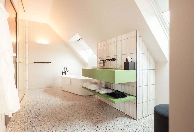 غرفة ديلوكس, U Eat & Sleep Antwerp